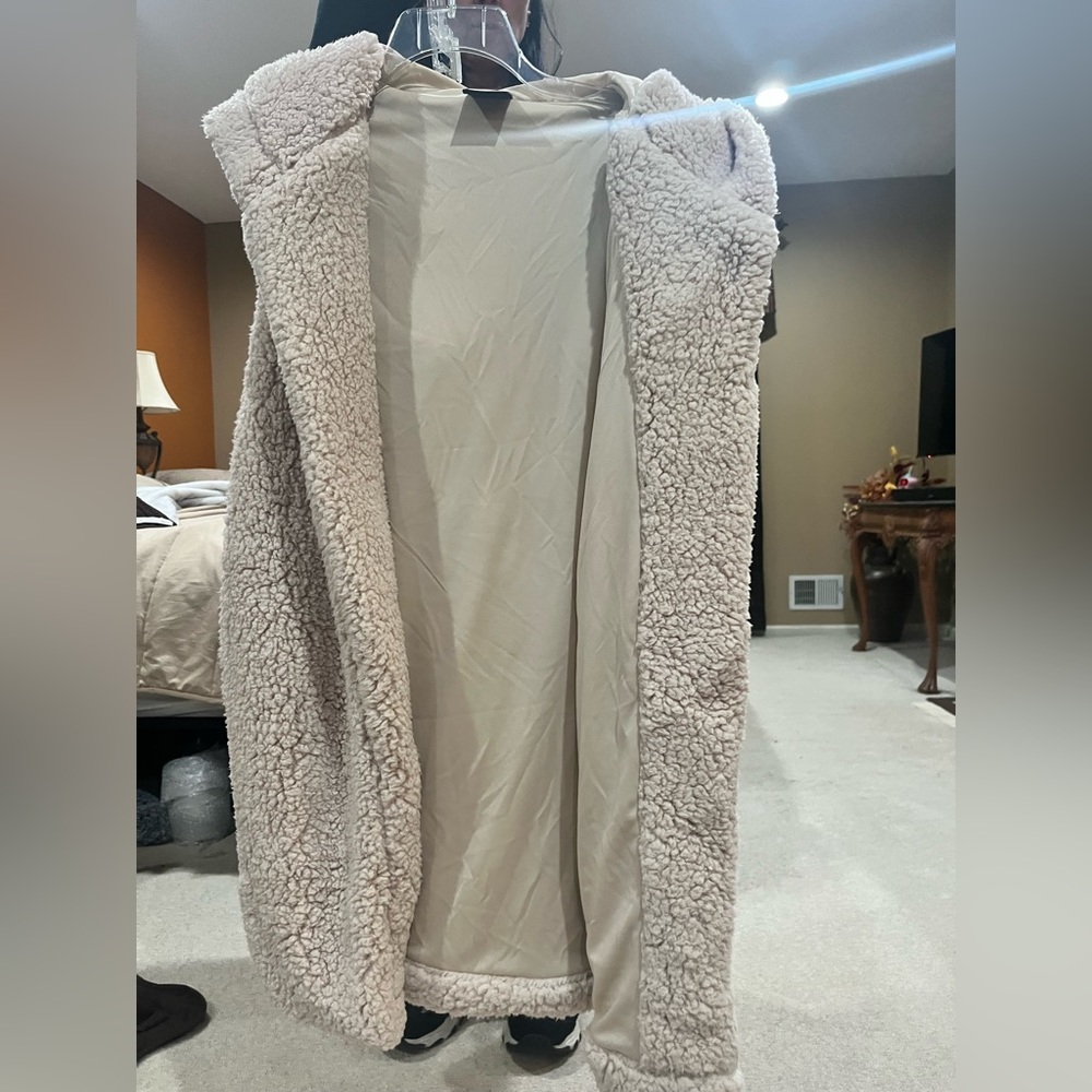 sleeveless fuzzy parka vest